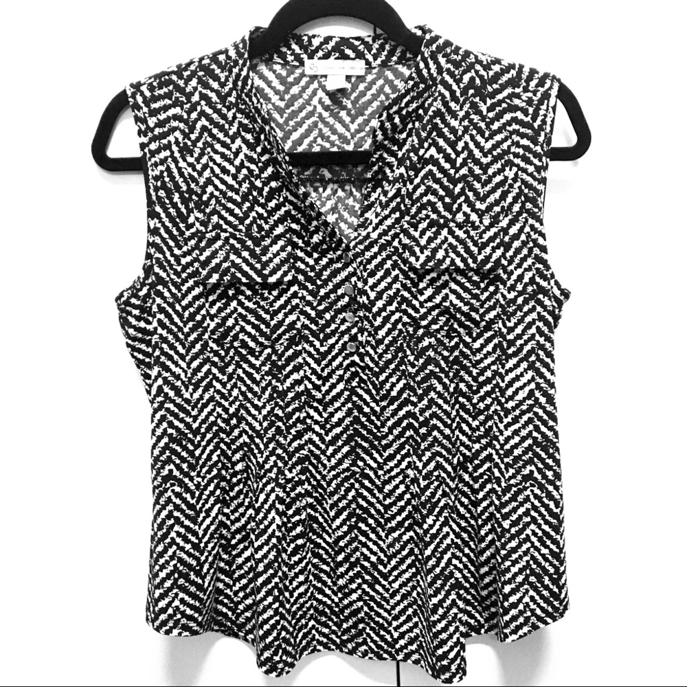 💝 Black & White Sleeveless top - M